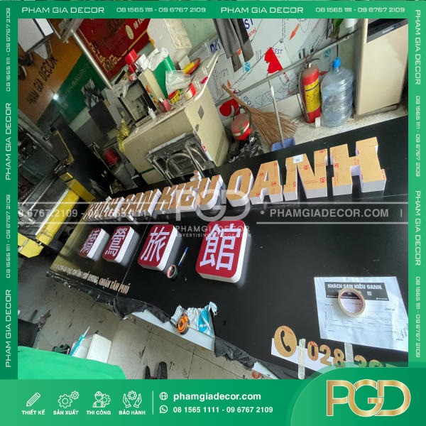 sửa địa chỉ bảng hiệu sau sáp nhập